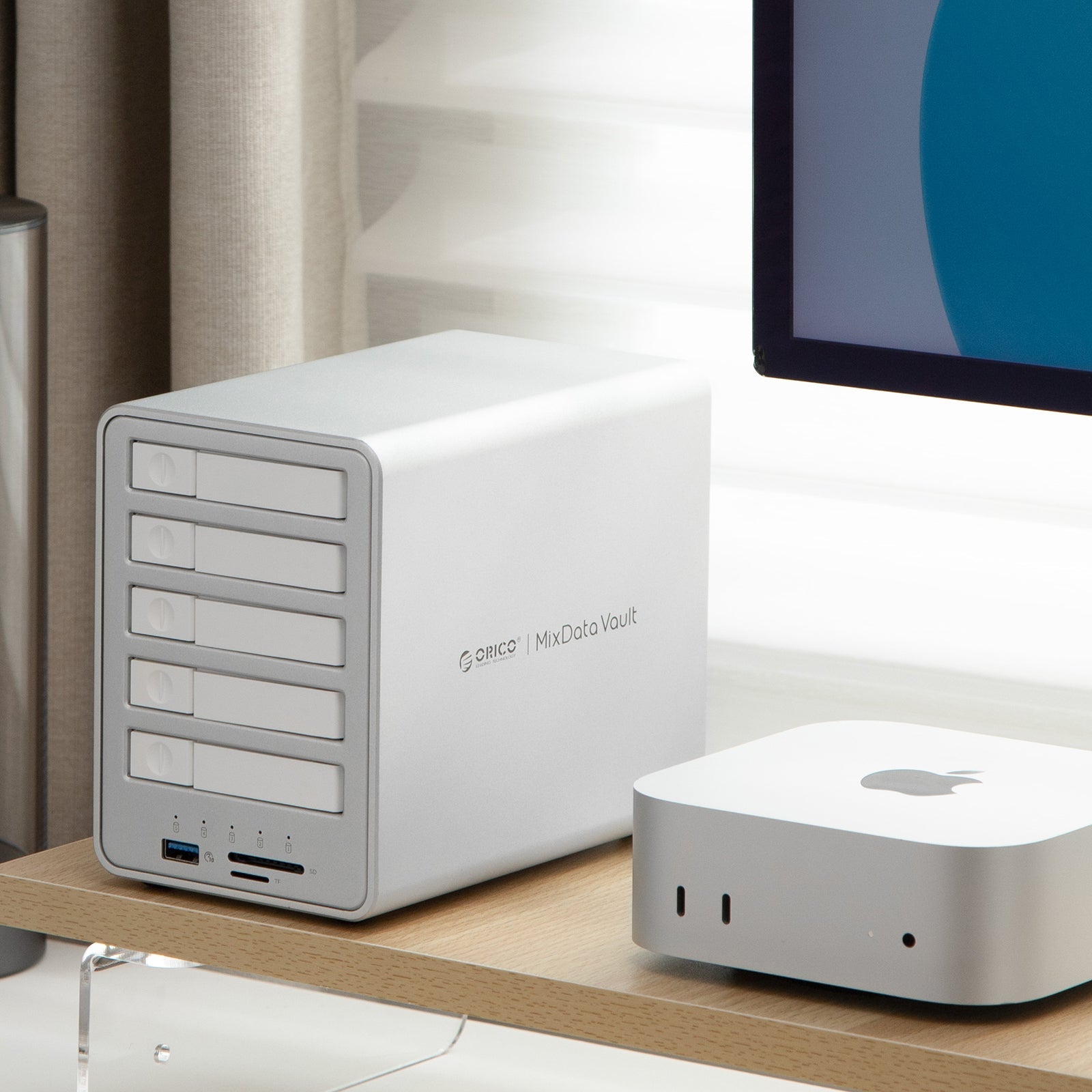 ORICO 88 Series Multi-Bay USB3.2 2.5'' SATA/NVMe SSD Enclosure with RAID ORICO